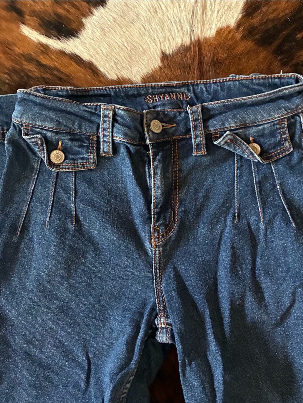 Shyanne High-Rise Dark Blue Denim Jeans with Button Details